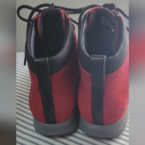 Size 11 Clarks Unstructured Leather Lace-Up Boots - Un Adorn Walk - Picture 4 of 8